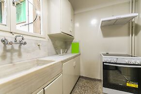 Victoria Queens Paradise Apartments