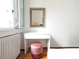 Victoria Grand Palace Apartments