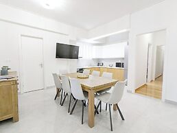 Victoria Grand Palace Apartments