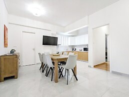 Victoria Grand Palace Apartments