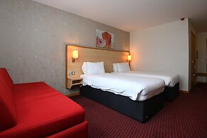 Meadow Farm, Redditch by Marstons Inns