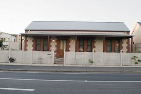 Longreach at Port Elliot