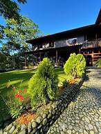 Hotel de Montaña El Pelicano