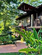 Hotel de Montaña El Pelicano