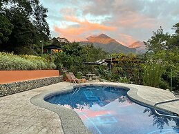 Hotel de Montaña El Pelicano