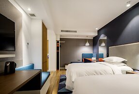 Holiday Inn Express Shaoxing Paojiang by IHG