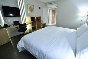 Holiday Inn Express Asuncion Aviadores by IHG