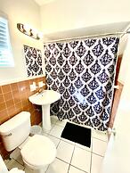 Southwinds Inn by The Gold Nests