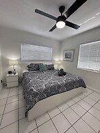 Southwinds Inn by The Gold Nests