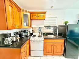 Southwinds Inn by The Gold Nests