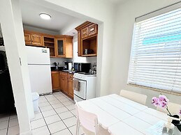 Southwinds Inn by The Gold Nests