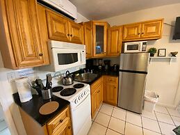 Southwinds Inn by The Gold Nests