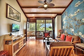 Yangshuo Mountain Retreat