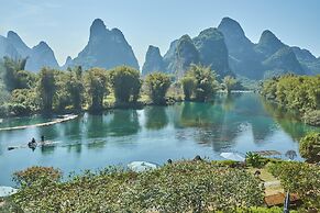 Yangshuo Mountain Retreat
