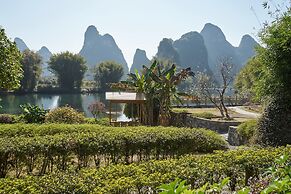 Yangshuo Mountain Retreat
