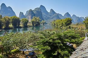Yangshuo Mountain Retreat