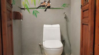 Yangshuo Mountain Retreat