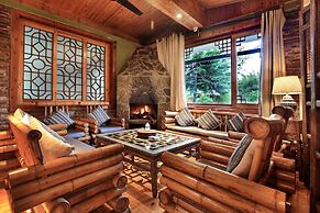 Yangshuo Mountain Retreat