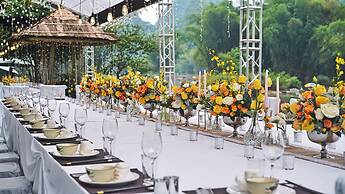 Yangshuo Mountain Retreat