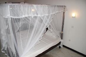 Hotel Ritas & Beach Restaurant