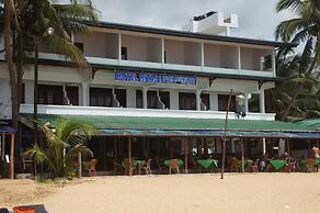 Hotel Ritas & Beach Restaurant