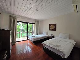 Baan Tai Had Resort
