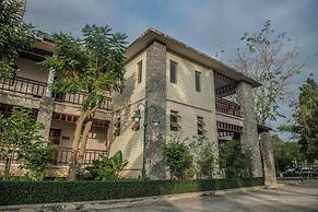 Baan Tai Had Resort