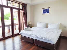 Baan Tai Had Resort