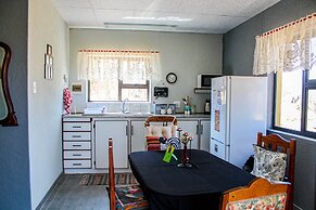 Ann's Lodge & Camping