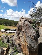 Ann's Lodge & Camping