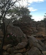 Ann's Lodge & Camping