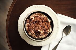 Legacy Gastro Suites