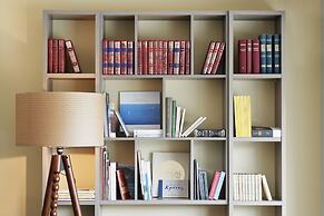 Legacy Gastro Suites