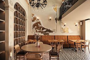 Legacy Gastro Suites