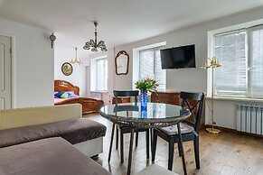 RentalSPb Altayskaya Apartment