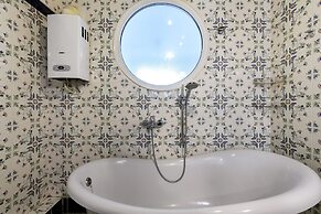 RentalSPb Altayskaya Apartment