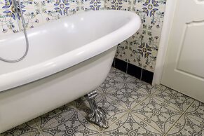 RentalSPb Altayskaya Apartment