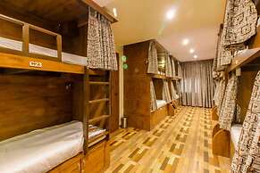 Blossom Dormitory - Hostel