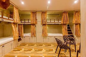 Blossom Dormitory - Hostel