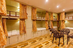 Blossom Dormitory - Hostel