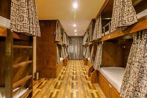 Blossom Dormitory - Hostel