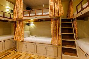 Blossom Dormitory - Hostel