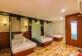 Blossom Dormitory - Hostel