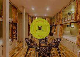 Blossom Dormitory - Hostel