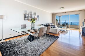 Oceanside Terrace Apartment by Holiday Rental Management