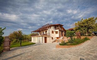 Villa Laskari With Sea View