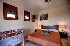 Villa Laskari With Sea View