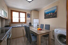 Villa Laskari With Sea View