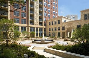 Stay With Kay Pentagon City