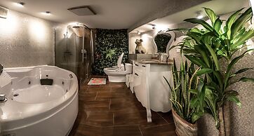 VillaBerry Nimman Chiang Mai